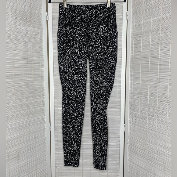 Lululemon Swift Speed High Rise Tight - Picture 1 of 6